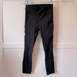 Lululemon leggings black